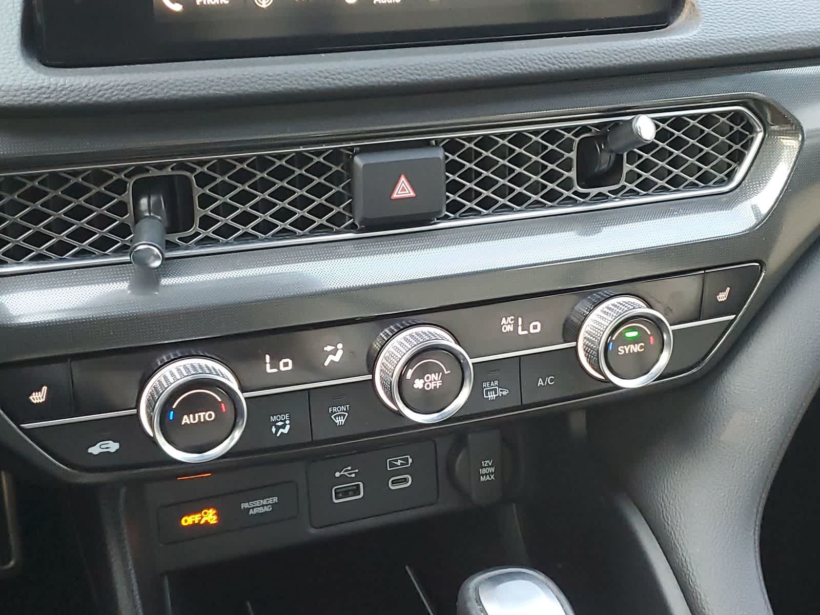 Thumbnail: 2024 Acura Integra - 31