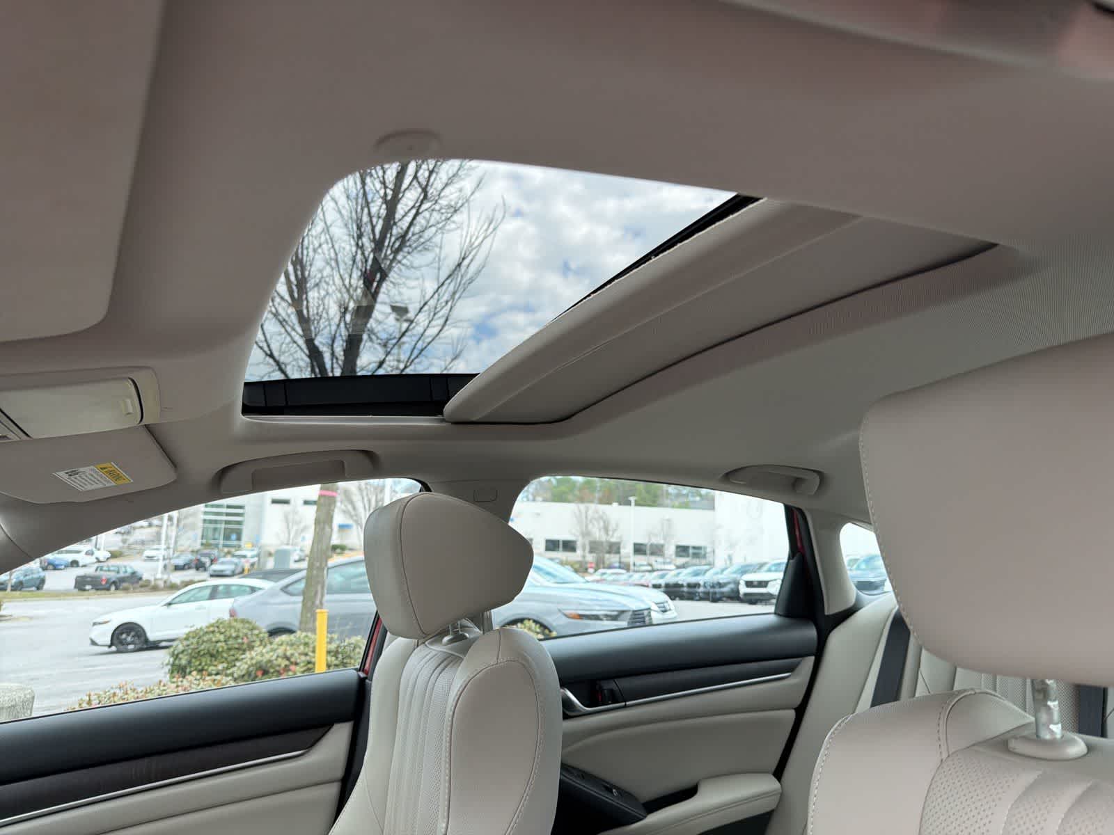 Thumbnail: 2019 Honda Accord - 20