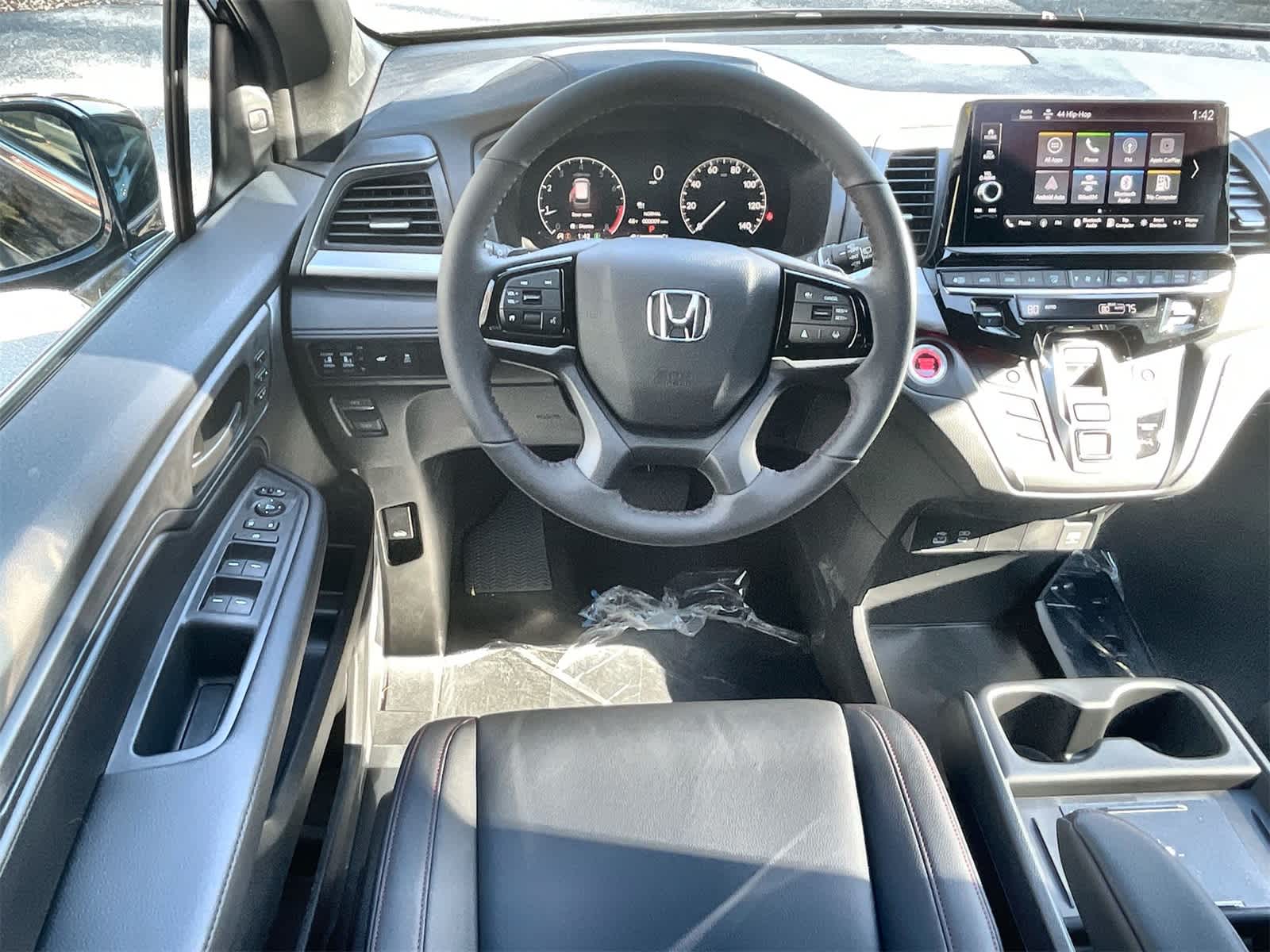 Thumbnail: 2026 Honda Odyssey - 10