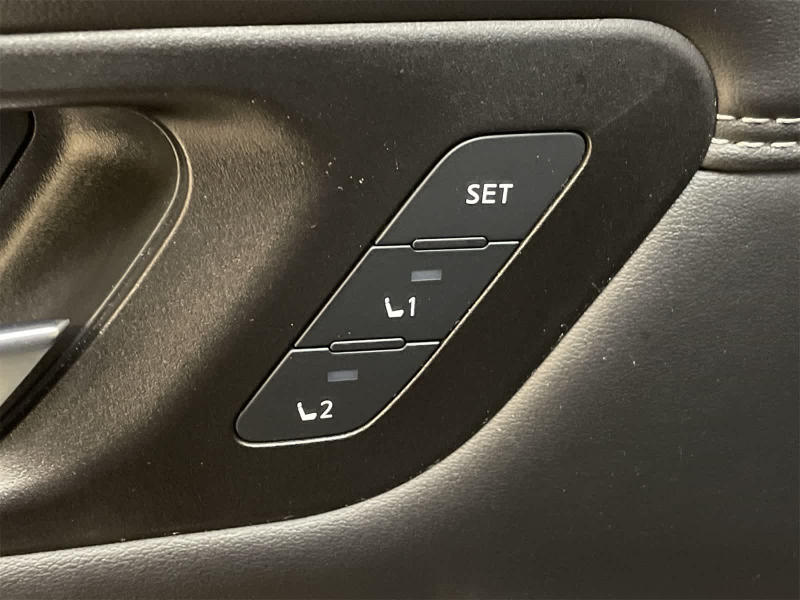 Thumbnail: 2023 Nissan Pathfinder - 19