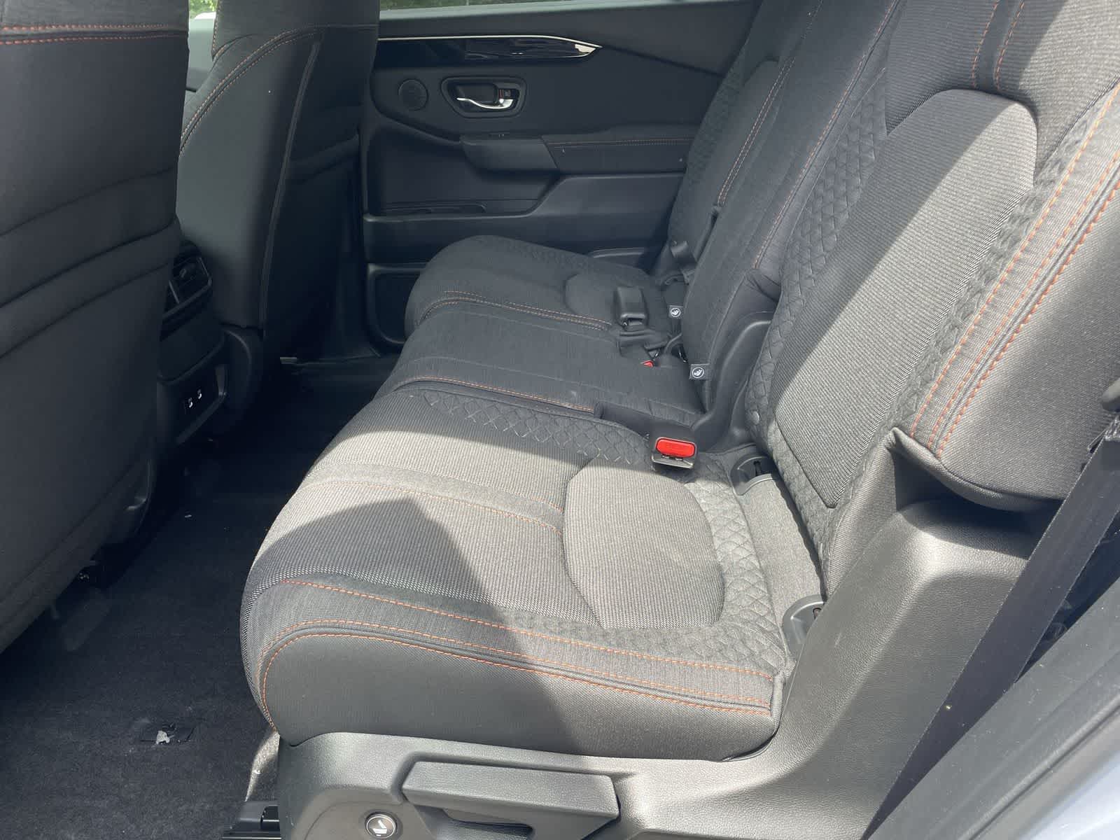 Thumbnail: 2026 Honda Pilot - 10
