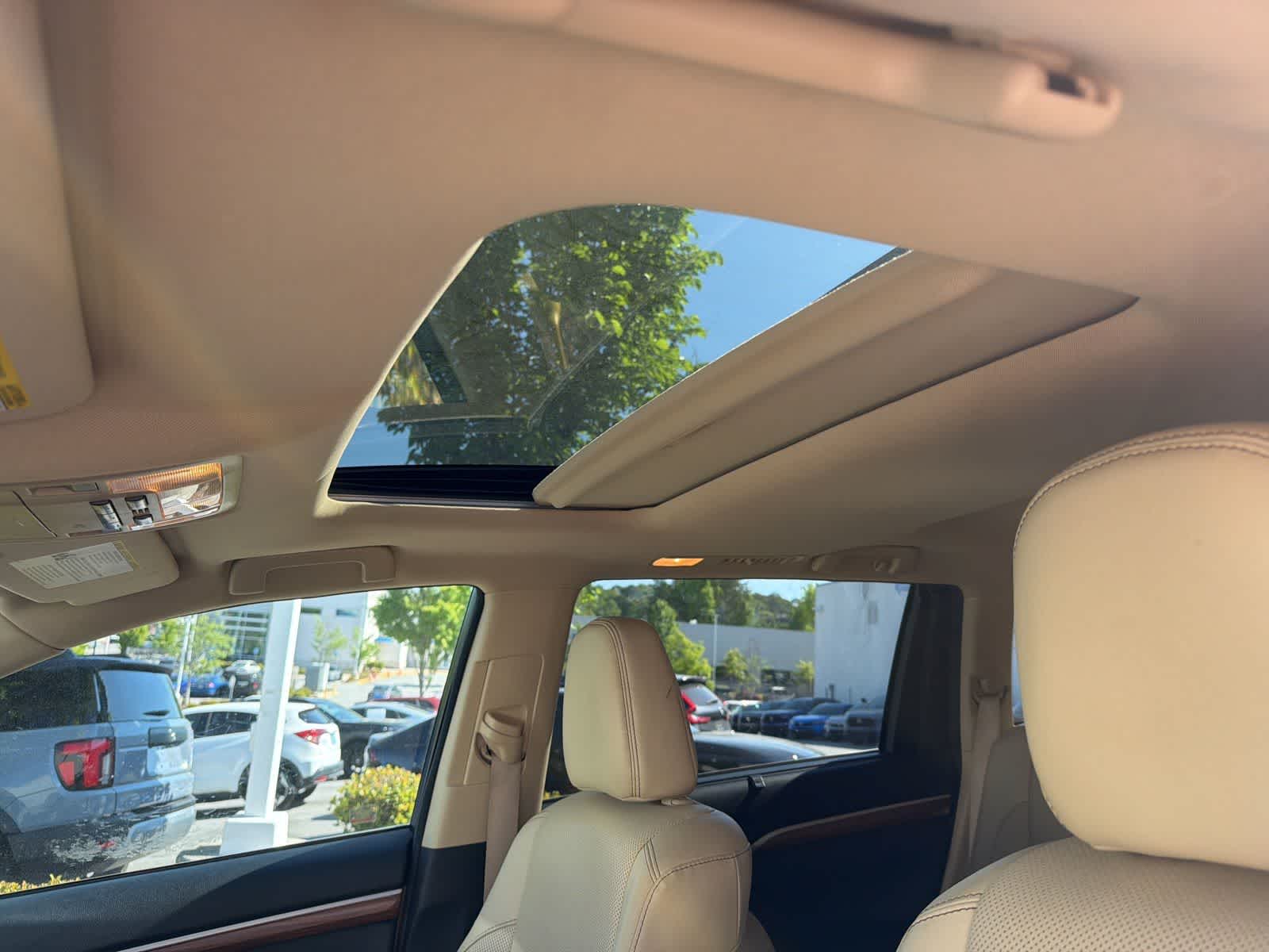 Thumbnail: 2017 Toyota Highlander - 19