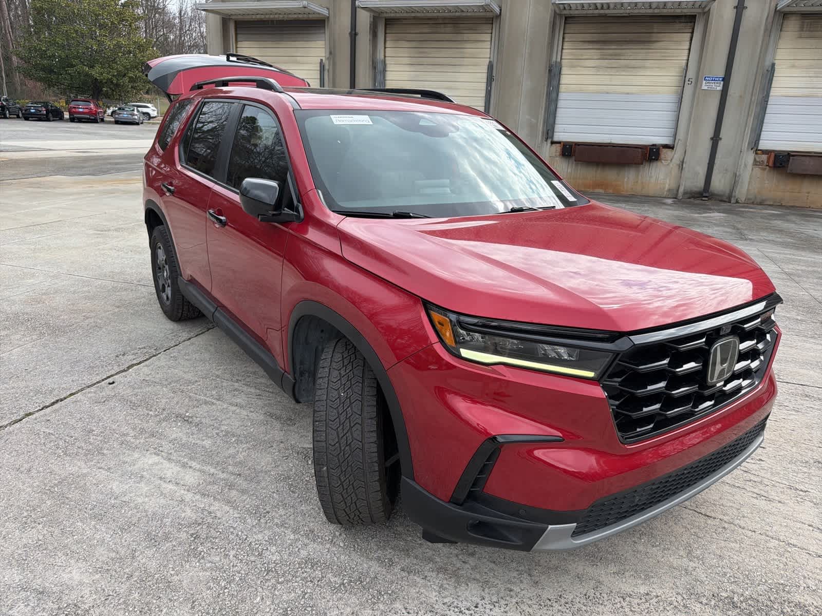 Thumbnail: 2023 Honda Pilot - 13