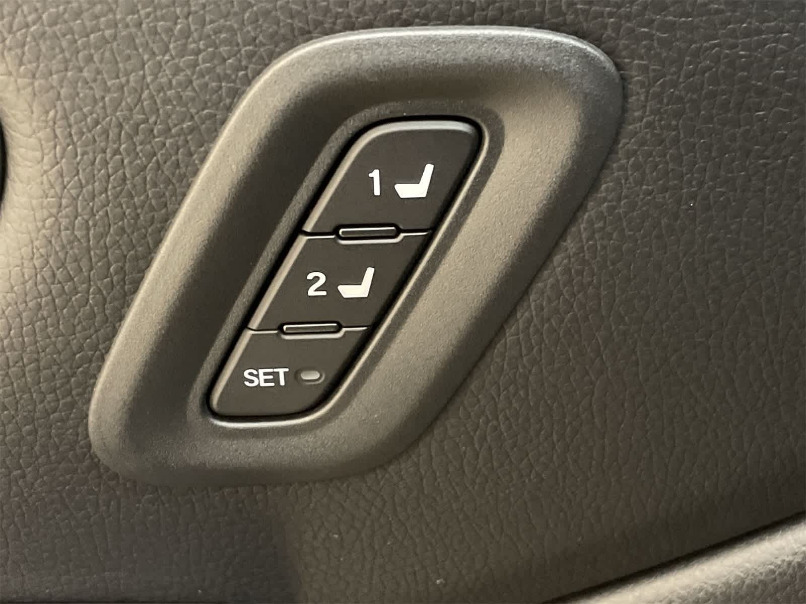 Thumbnail: 2024 Honda Pilot - 19