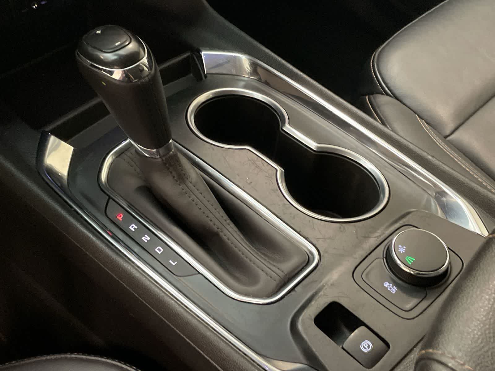 Thumbnail: 2019 Chevrolet Traverse - 9
