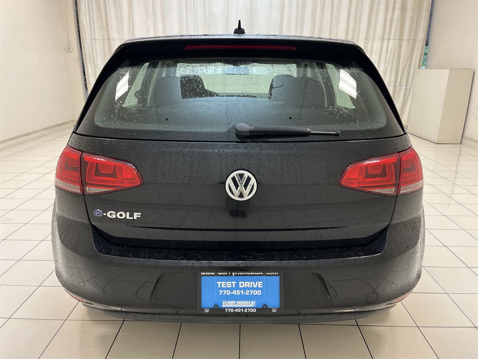 Thumbnail: 2016 Volkswagen e-Golf - 27