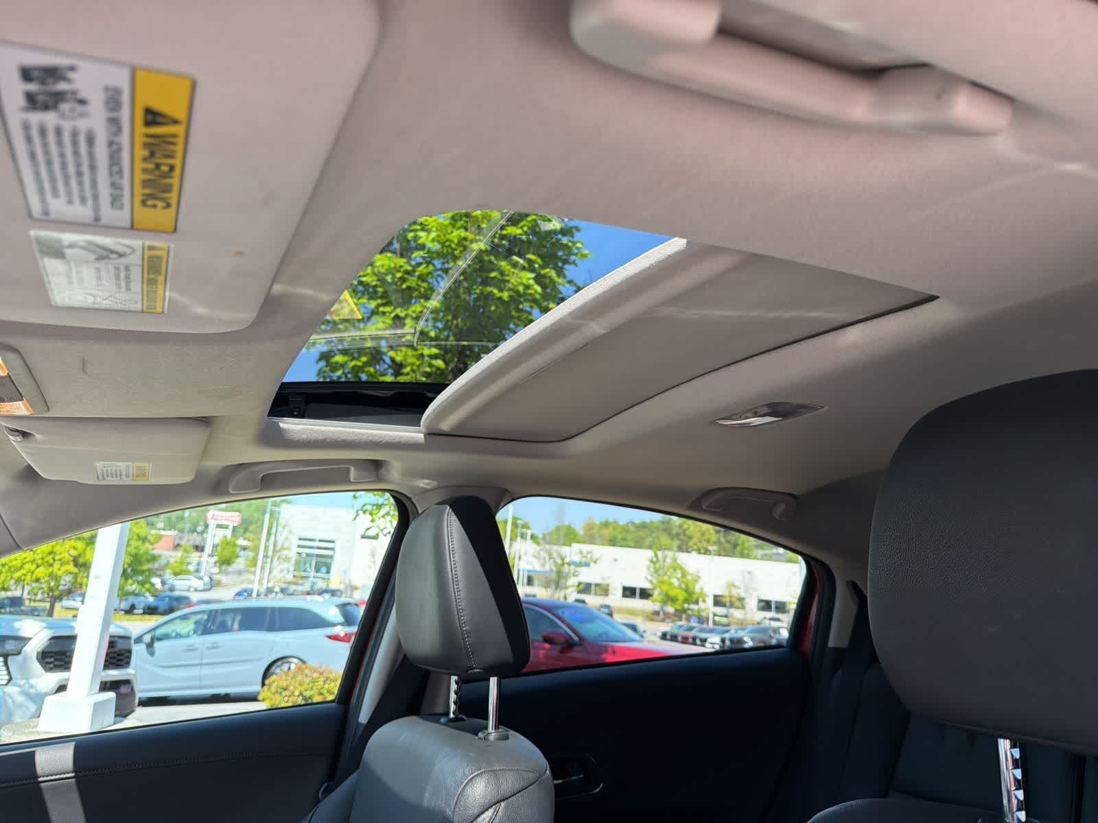 Thumbnail: 2016 Honda HR-V - 19