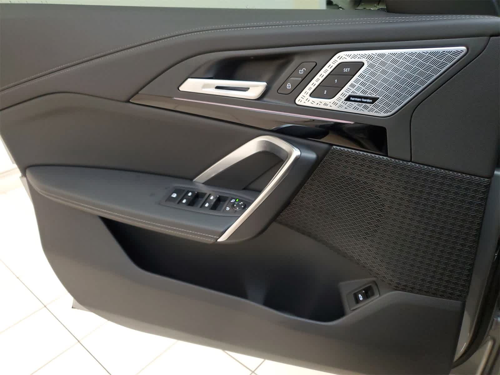 Thumbnail: 2025 BMW X1 - 17