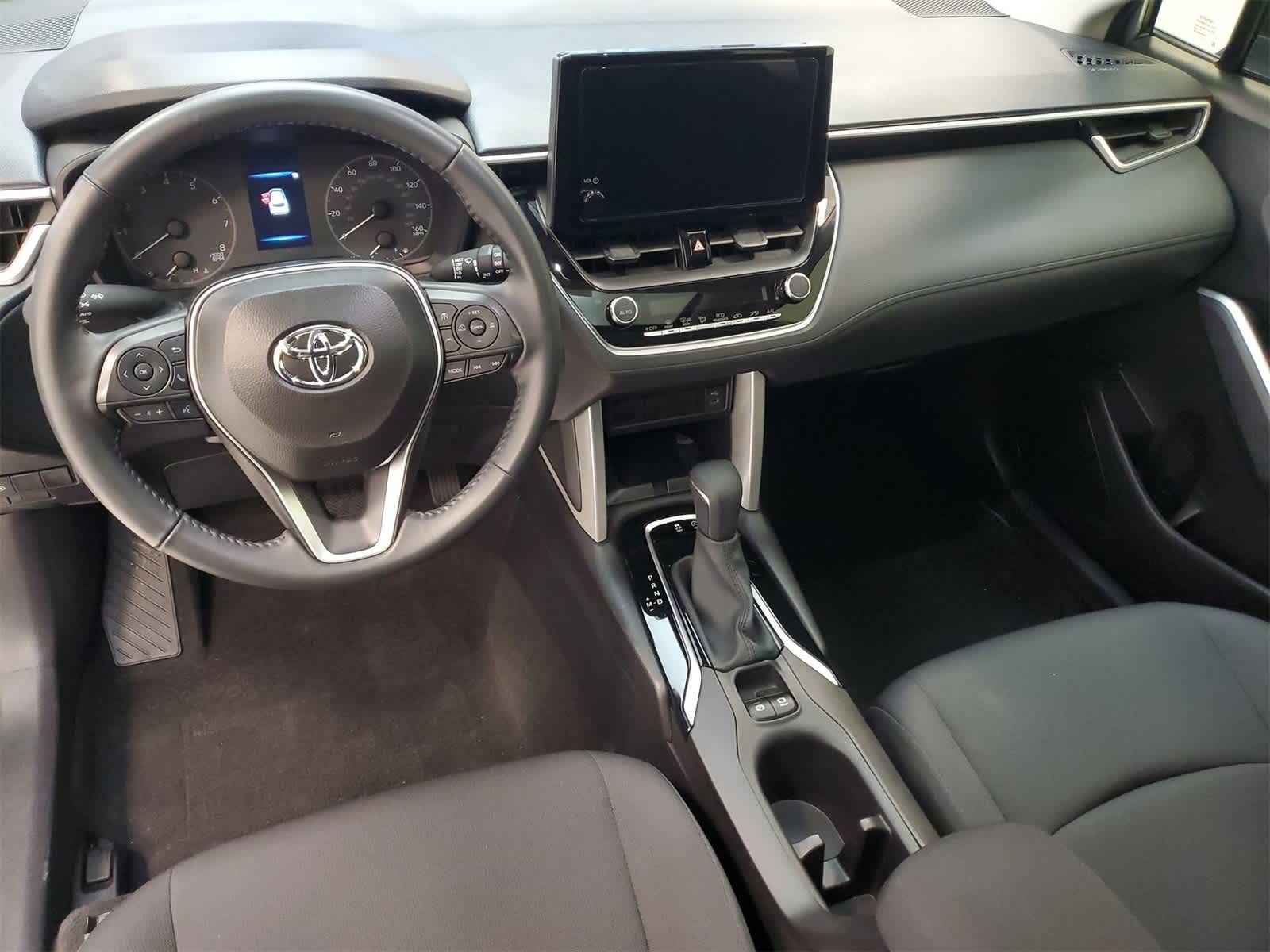 Thumbnail: 2024 Toyota Corolla Cross - 18