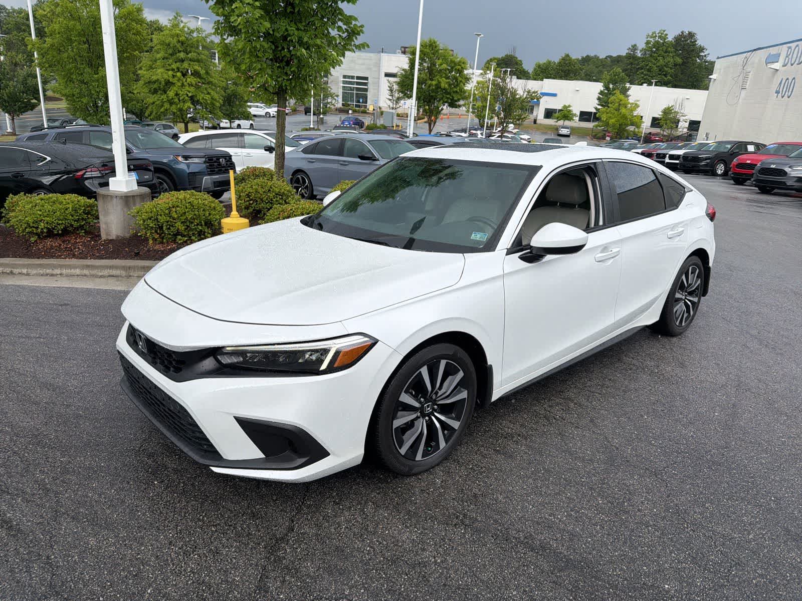 Thumbnail: 2024 Honda Civic - 3