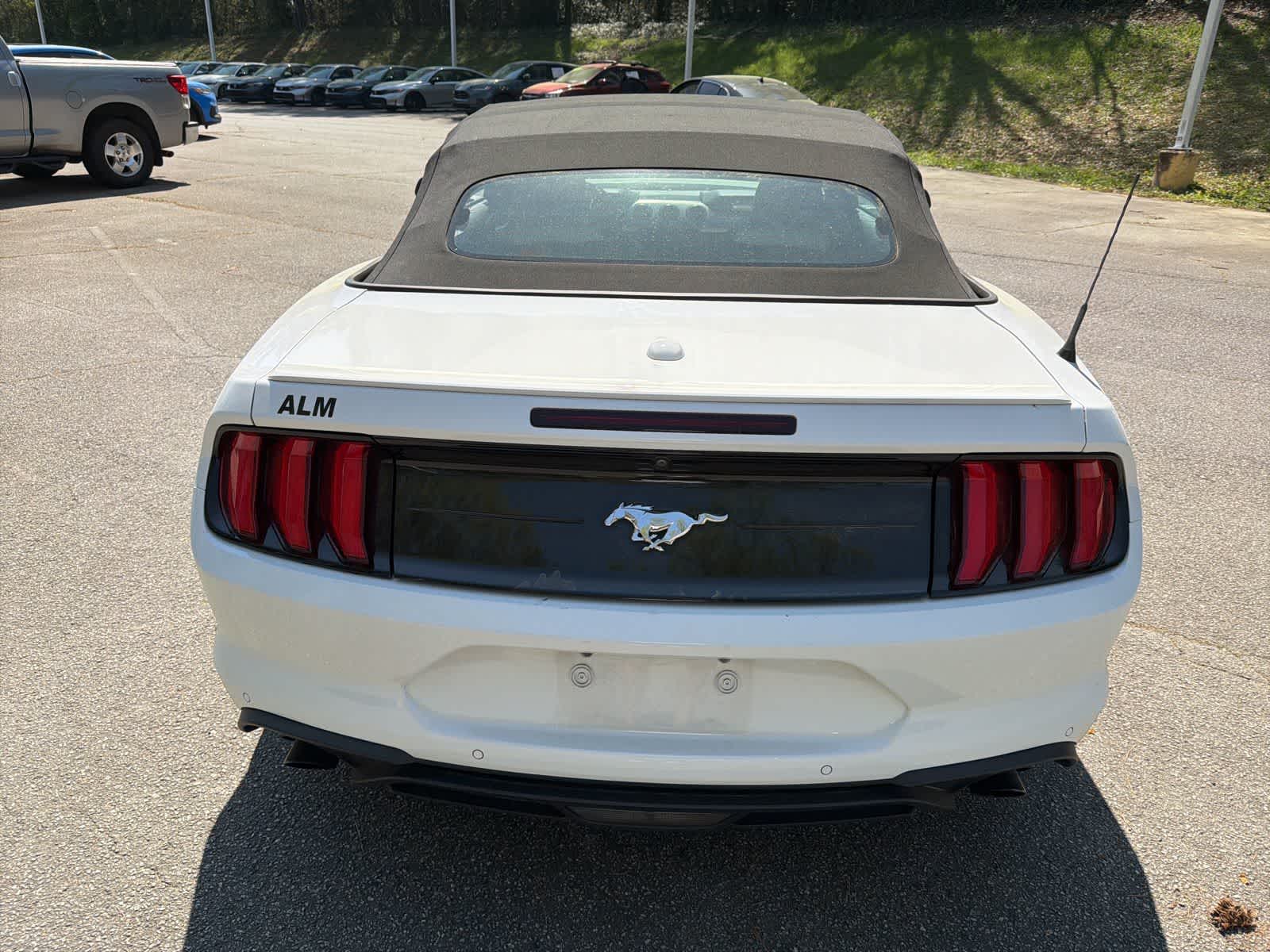 Thumbnail: 2022 Ford Mustang - 9