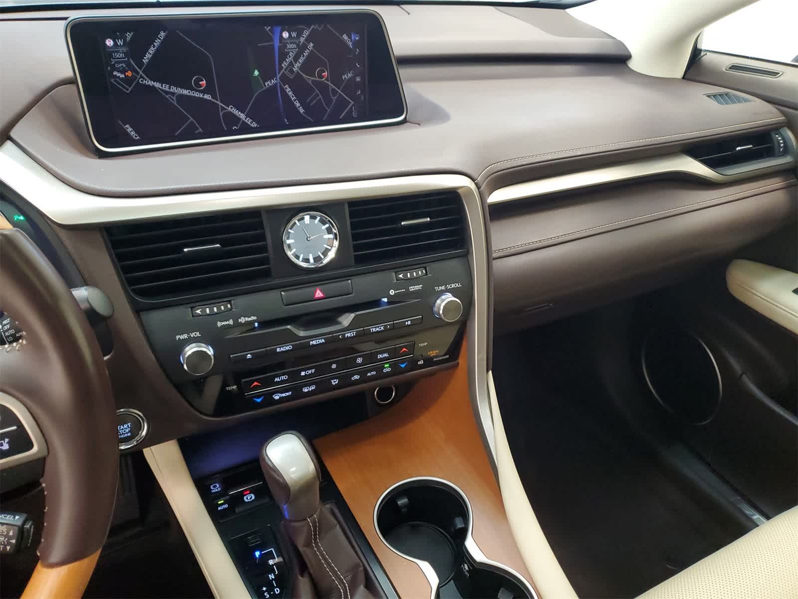 Thumbnail: 2018 Lexus RX - 32