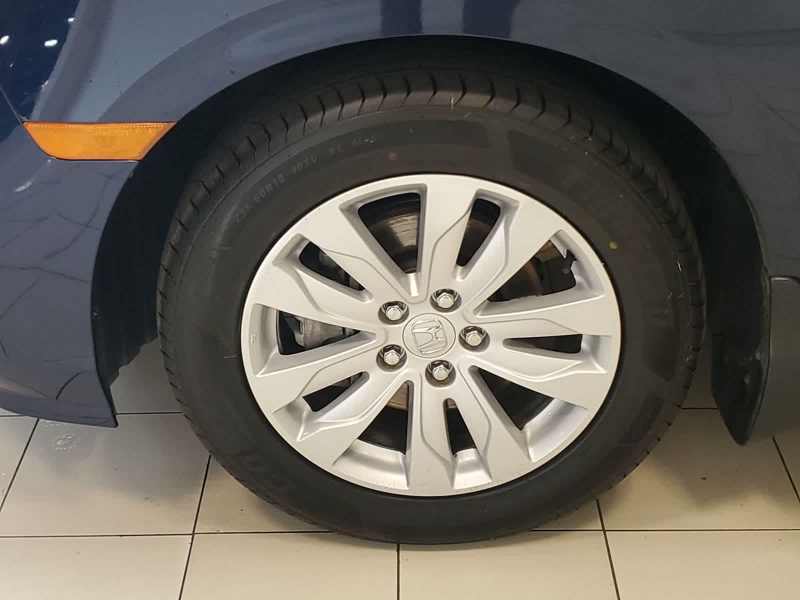Thumbnail: 2021 Honda Odyssey - 21
