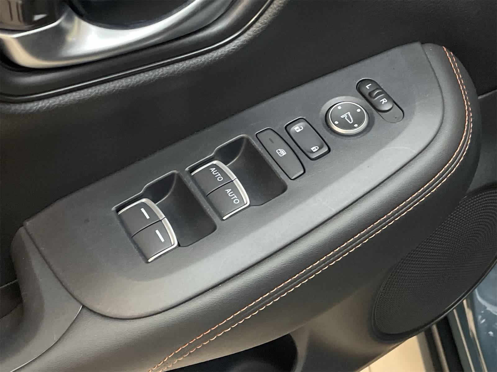 Thumbnail: 2023 Honda HR-V - 16