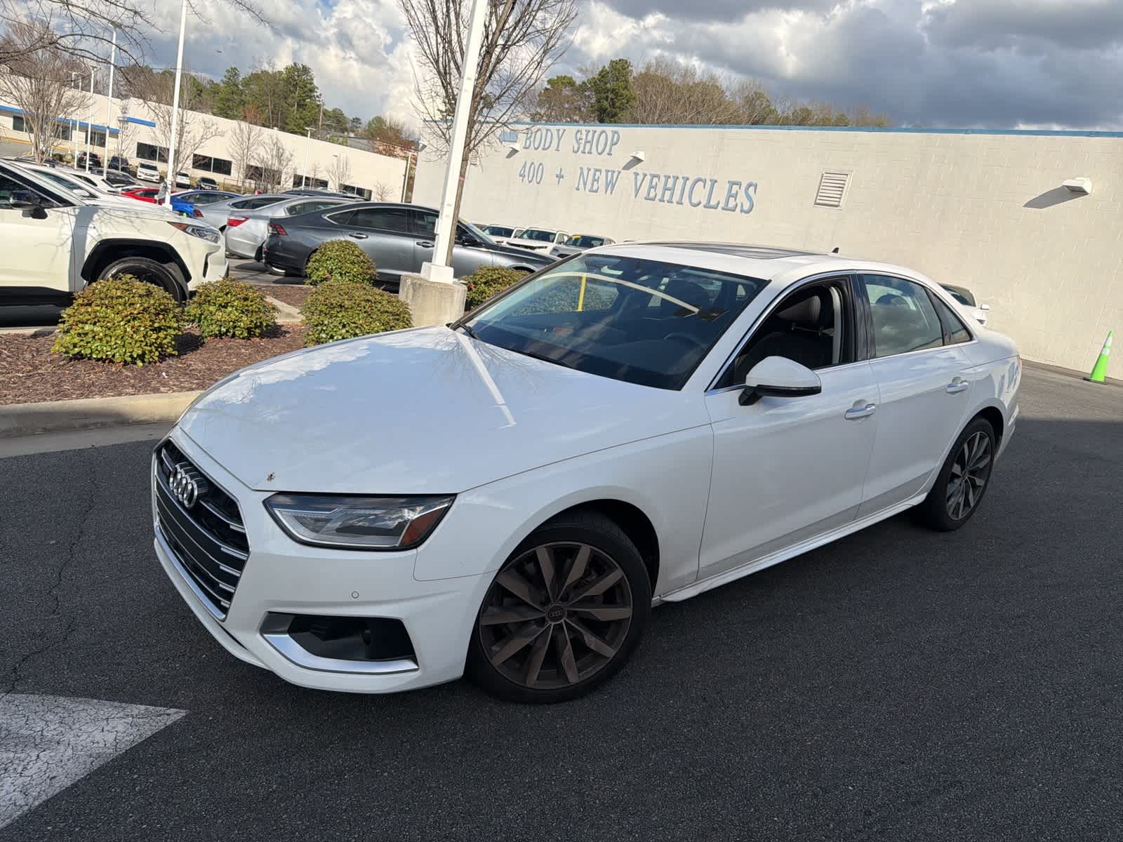 Thumbnail: 2022 Audi A4 - 4