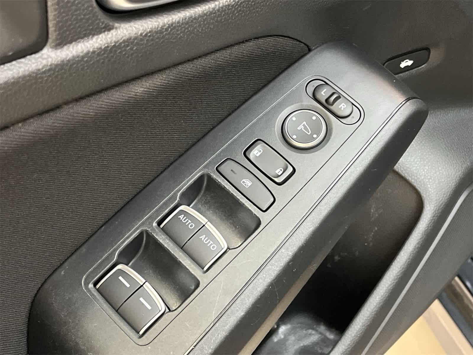 Thumbnail: 2022 Honda Civic - 15