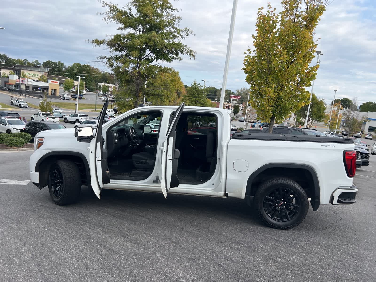 Thumbnail: 2022 GMC Sierra 1500 - 18