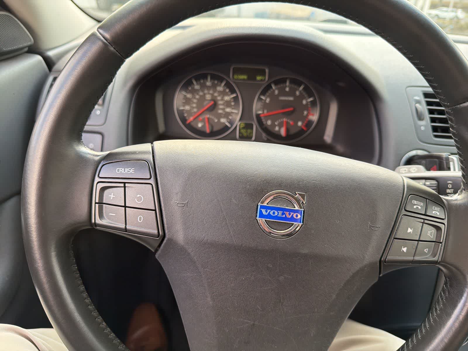 Thumbnail: 2012 Volvo C30 - 21