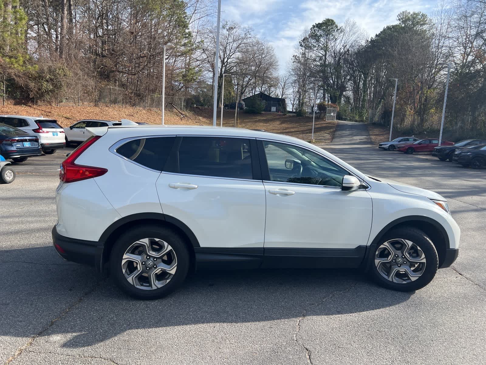 Thumbnail: 2017 Honda CR-V - 11