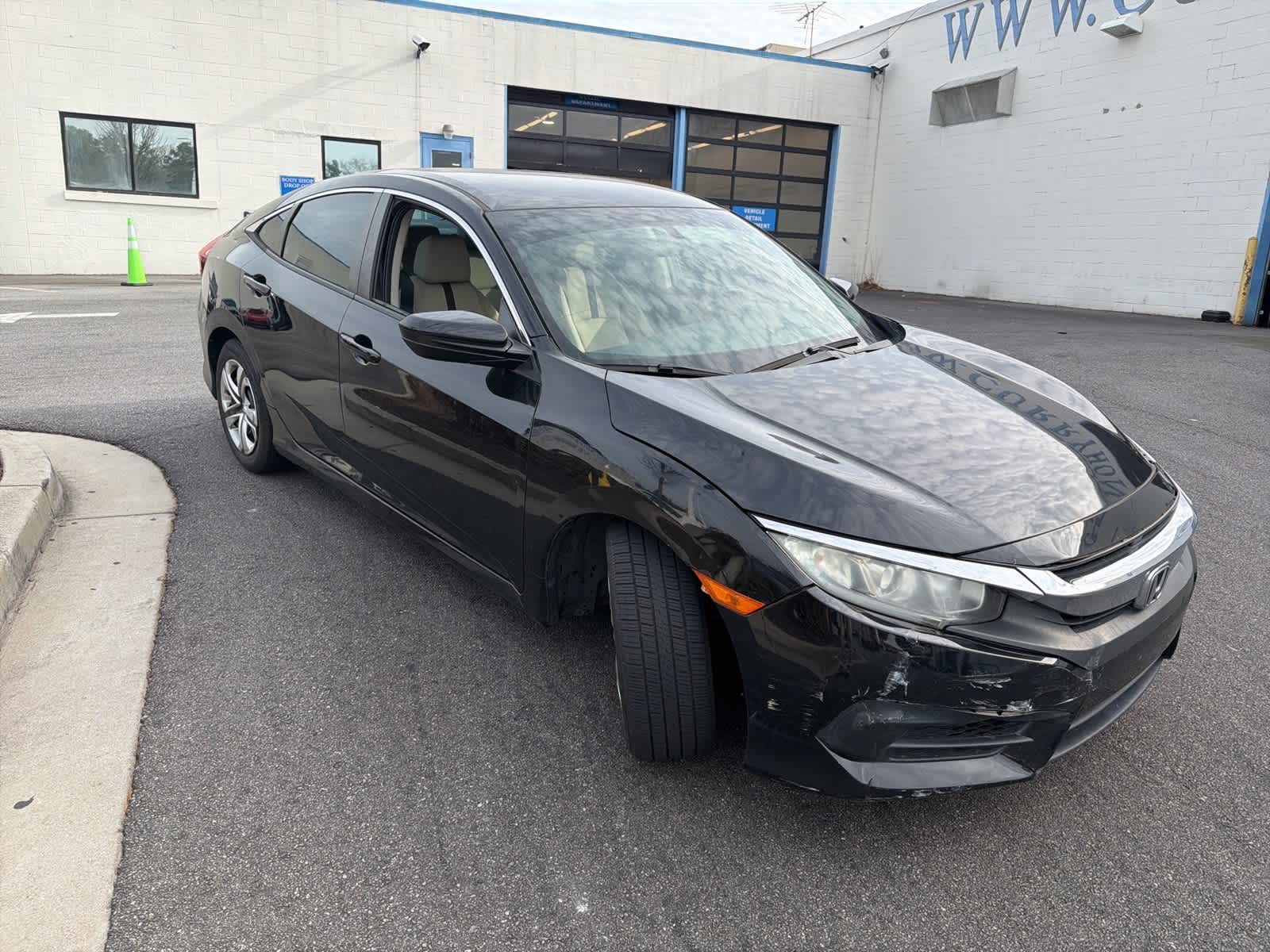 Thumbnail: 2016 Honda Civic - 12