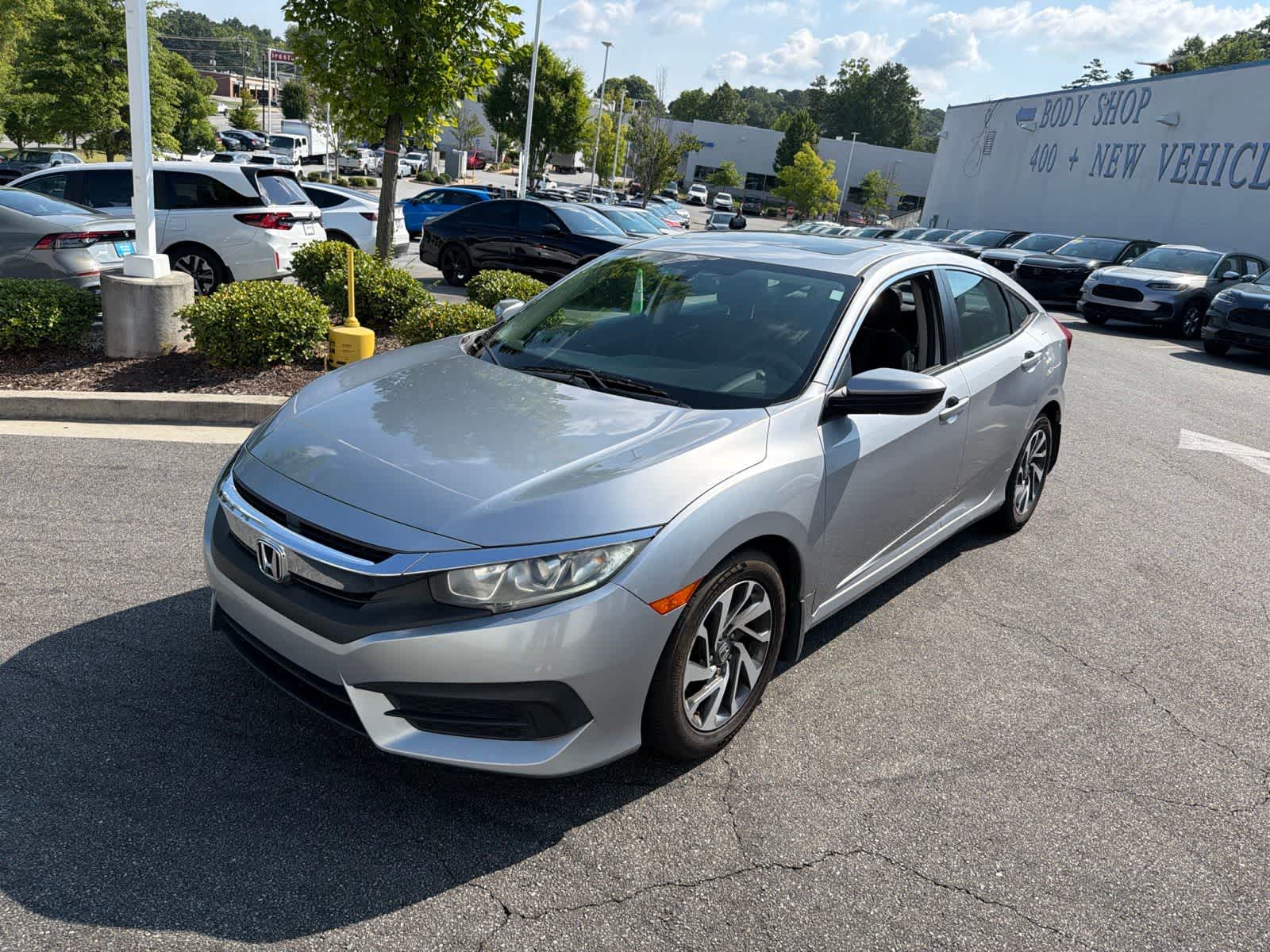 Thumbnail: 2016 Honda Civic - 3