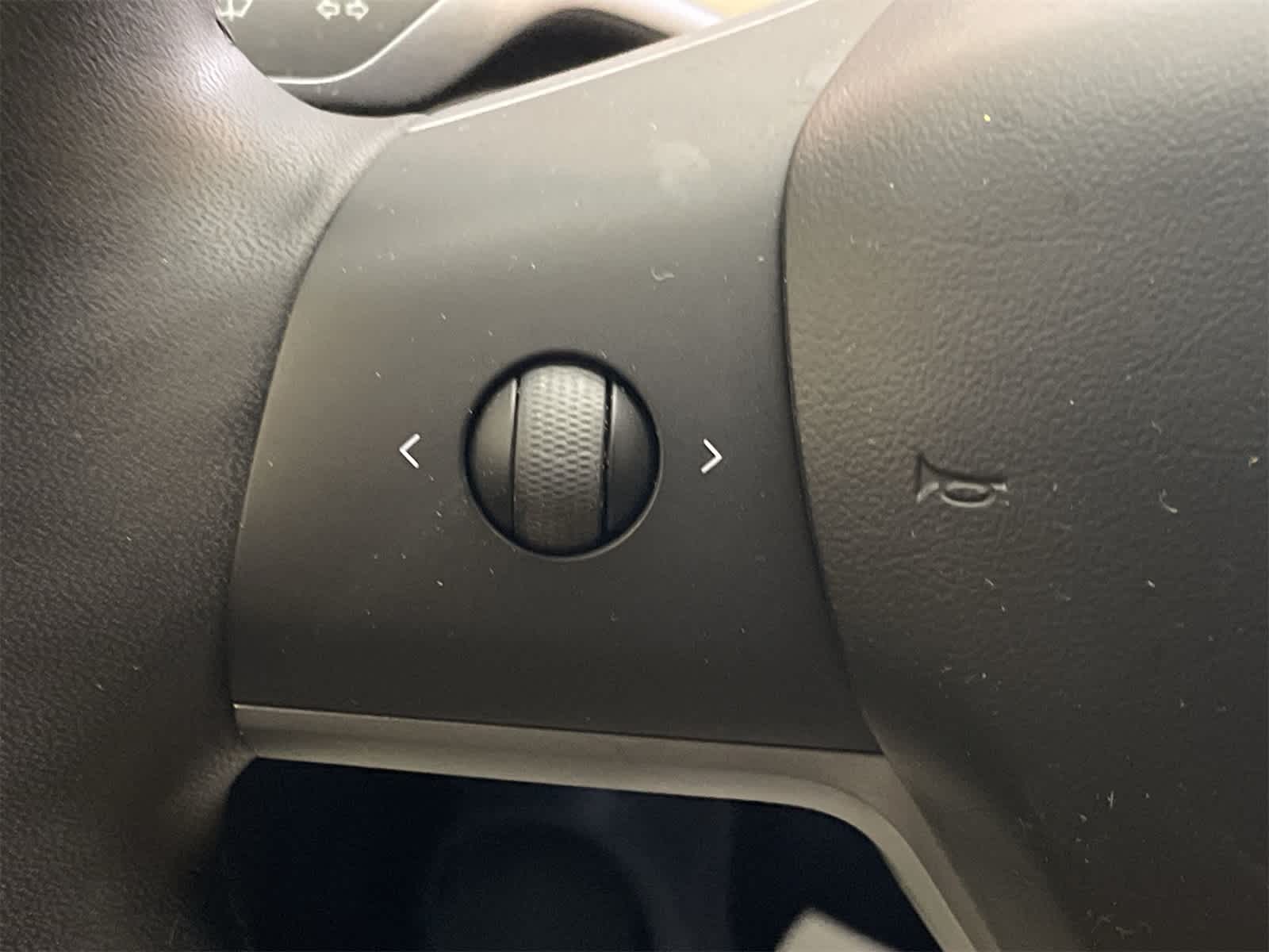 Thumbnail: 2020 Tesla Model 3 - 11