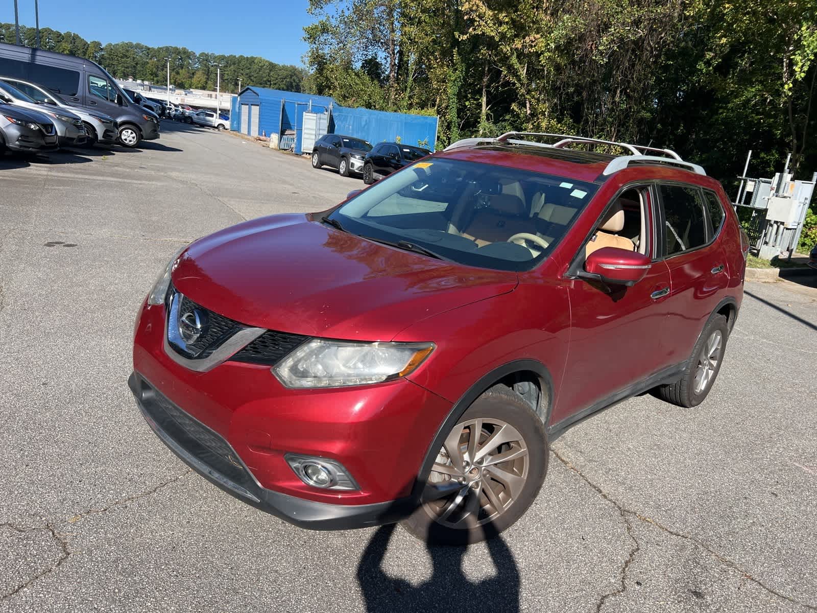 2015 Nissan Rogue SL photo 2