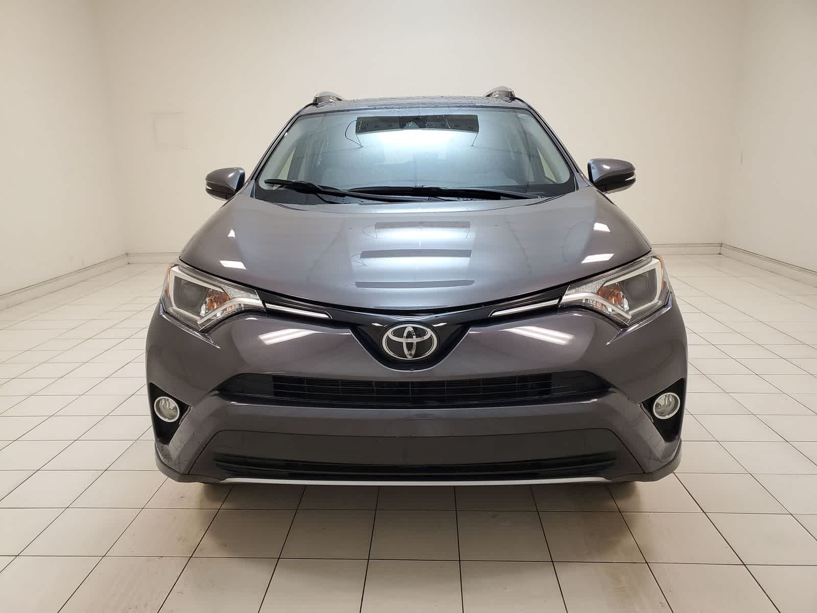 Thumbnail: 2018 Toyota RAV4 - 23