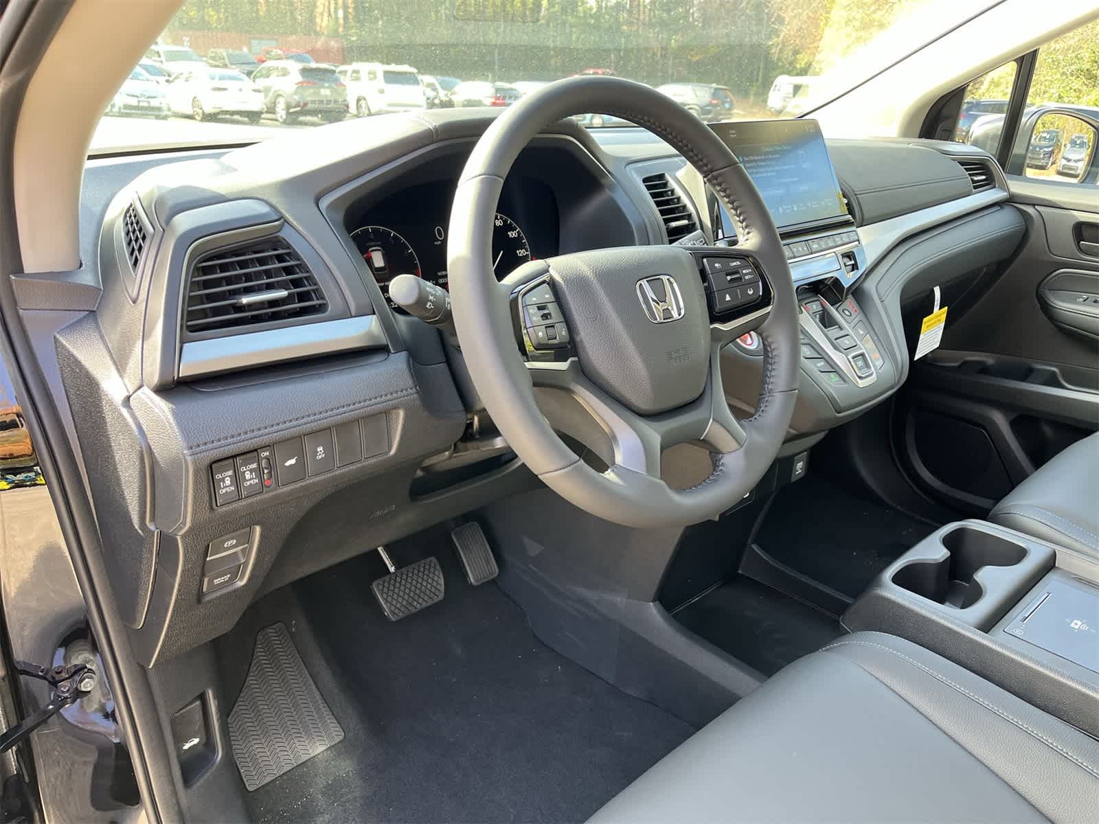 Thumbnail: 2026 Honda Odyssey - 13