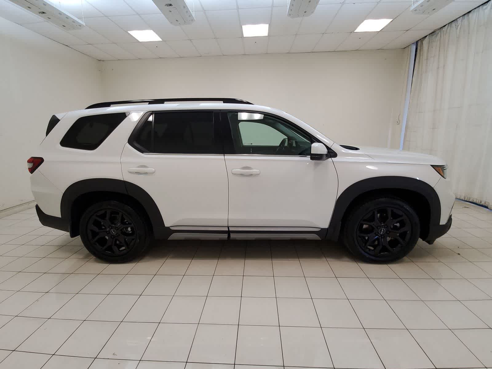 Thumbnail: 2025 Honda Pilot - 29