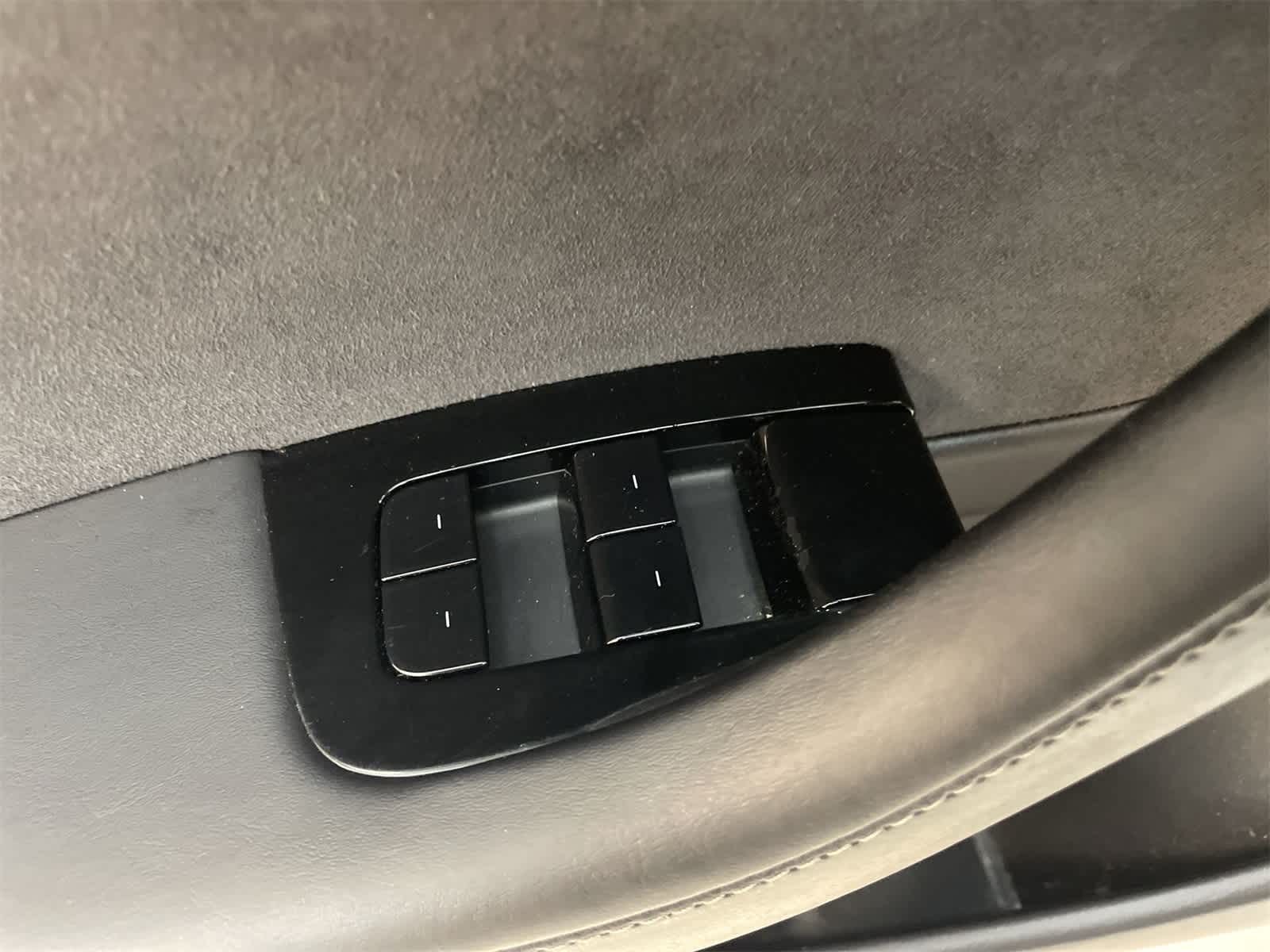 Thumbnail: 2020 Tesla Model 3 - 15