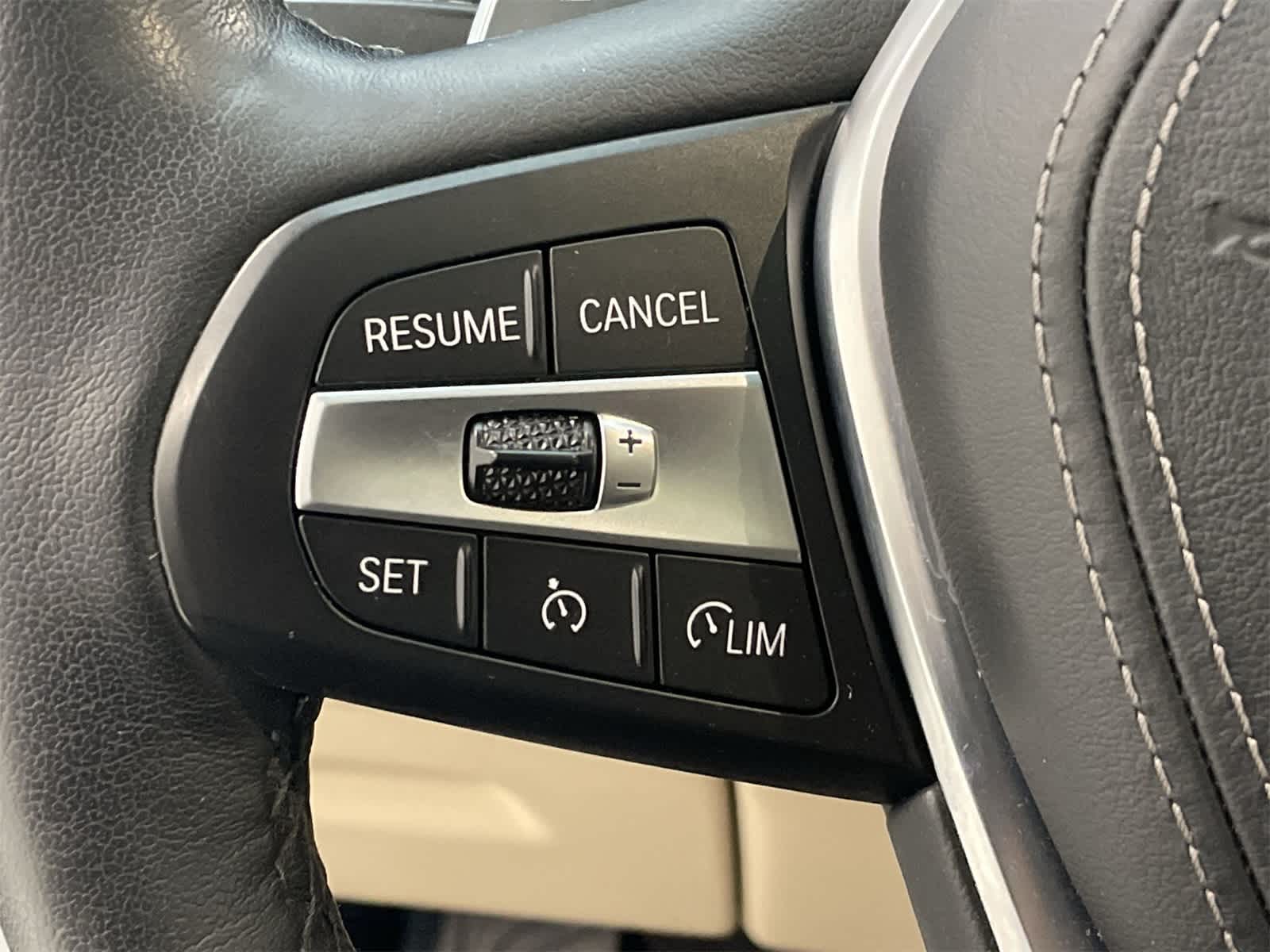 Thumbnail: 2021 BMW X5 - 13