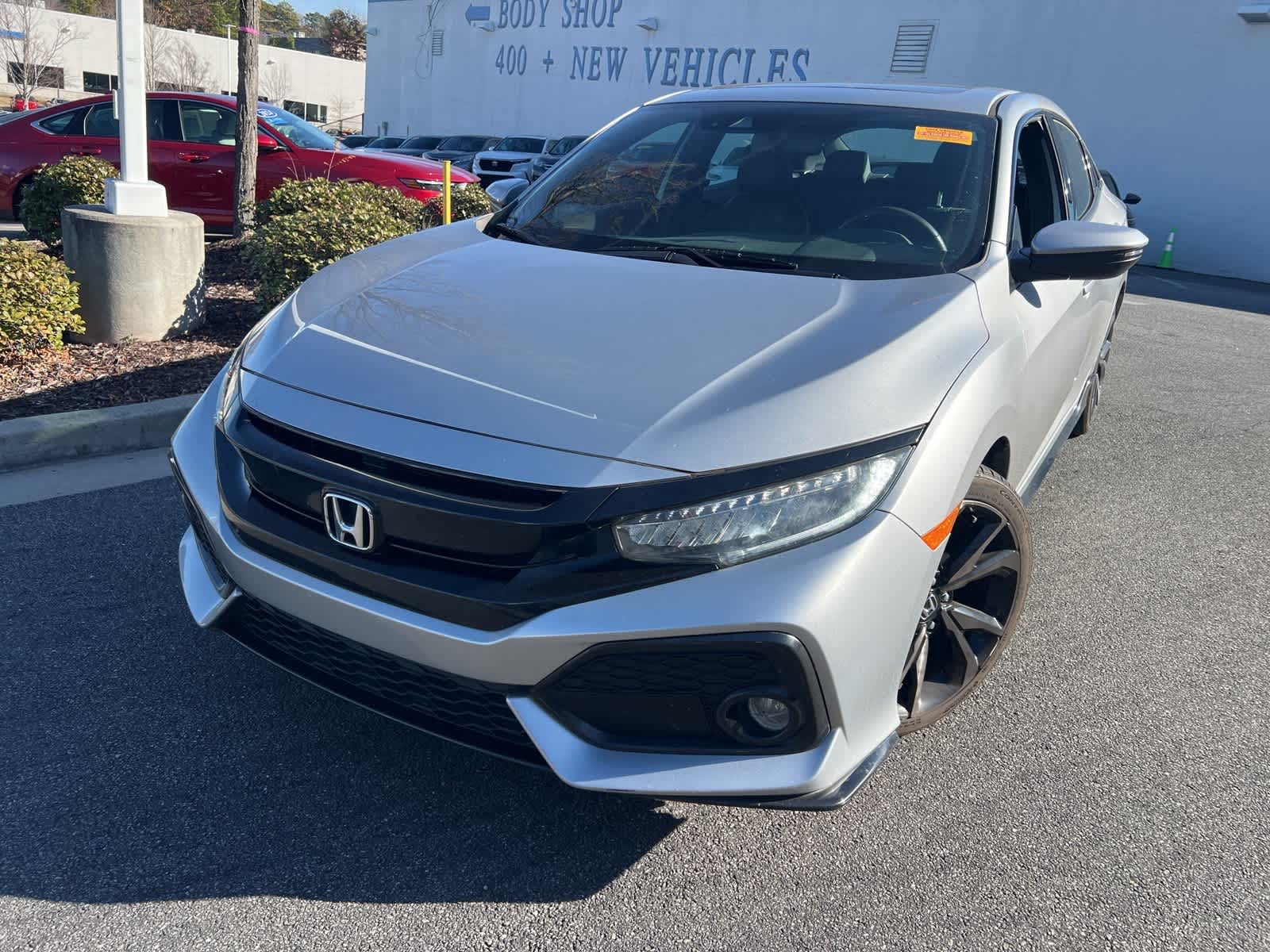 2018 Honda Civic Hatchback Sport Touring's photo