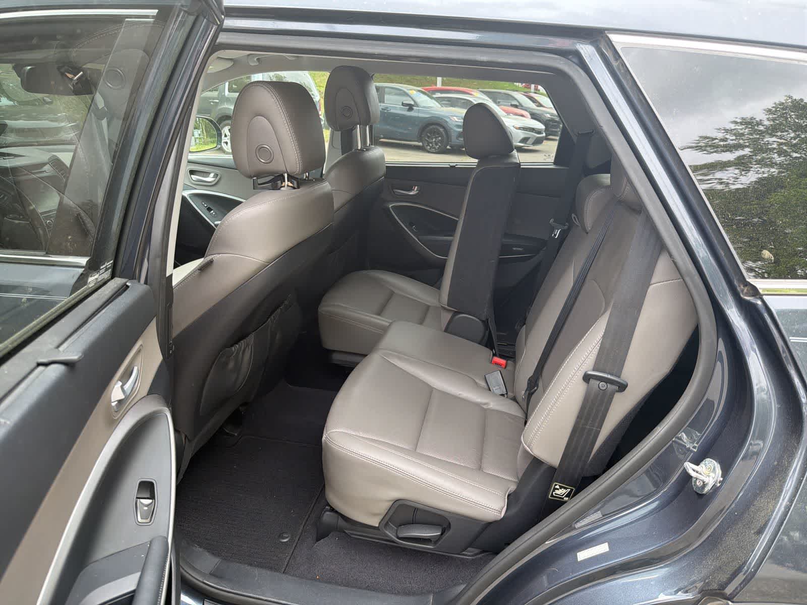 Thumbnail: 2017 Hyundai Santa Fe - 16