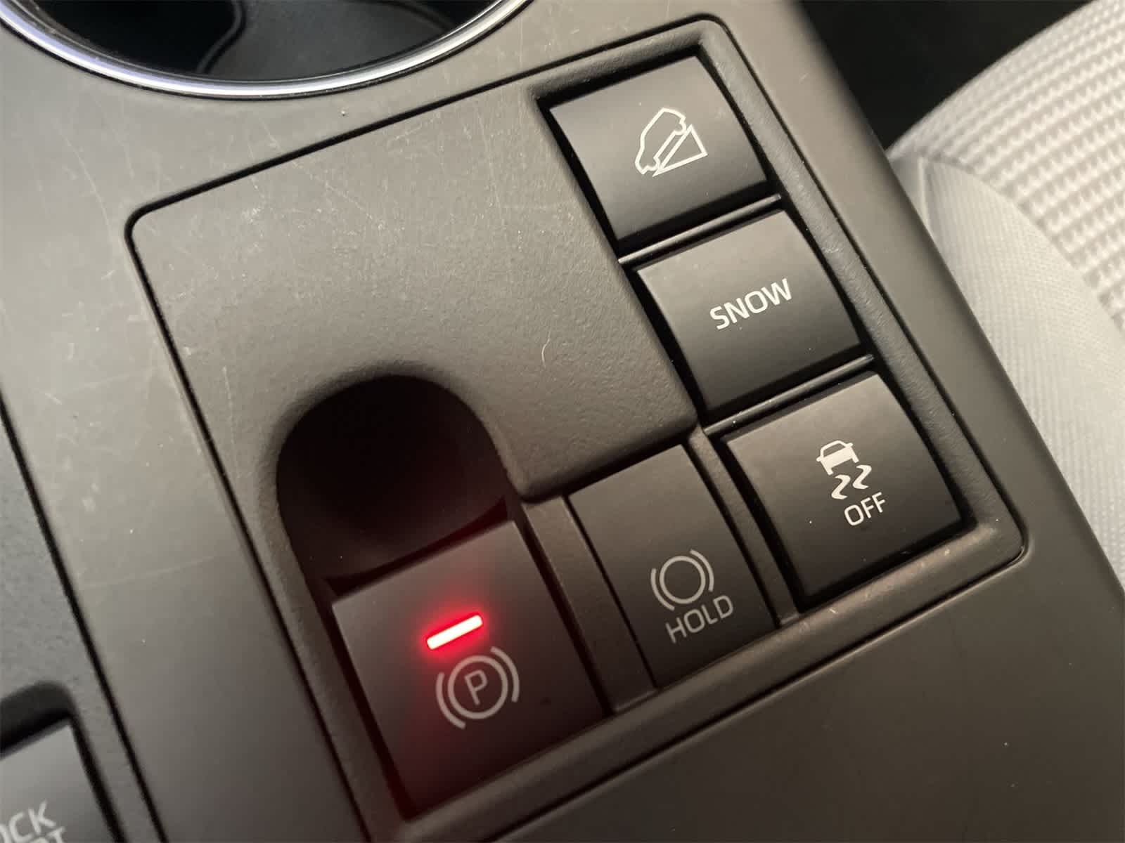 Thumbnail: 2023 Toyota Highlander - 30