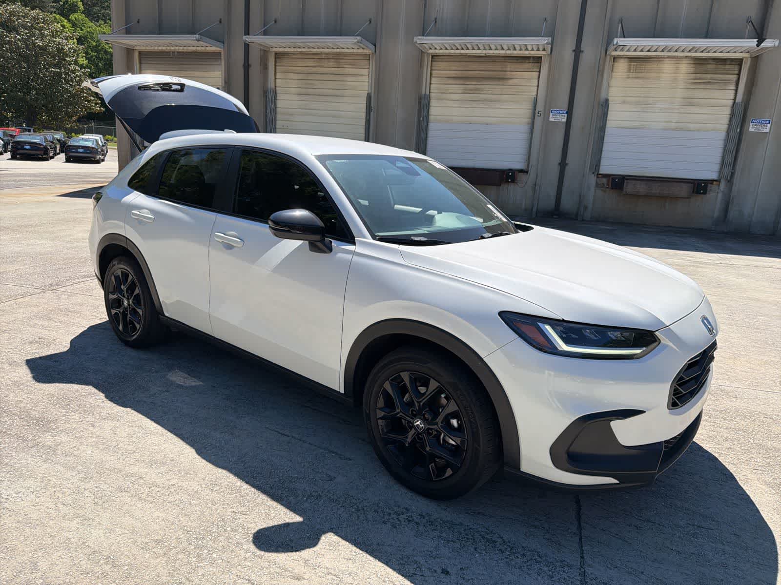 Thumbnail: 2025 Honda HR-V - 12