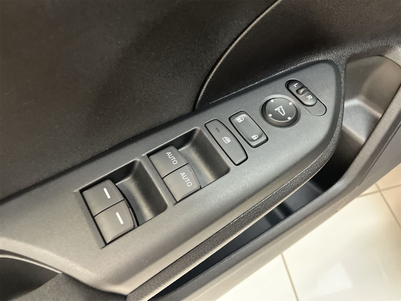 Thumbnail: 2018 Honda Civic - 16