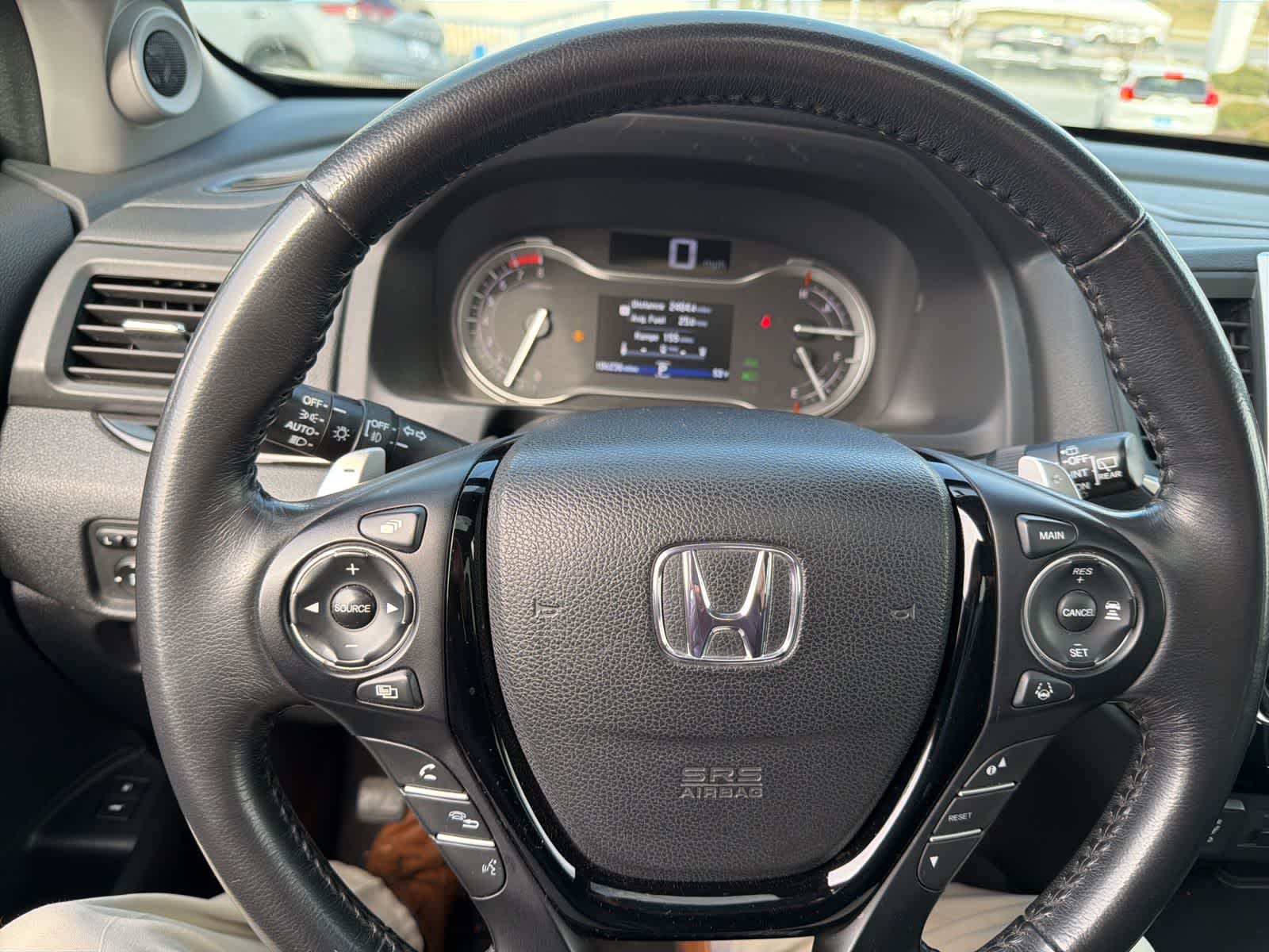 Thumbnail: 2016 Honda Pilot - 21