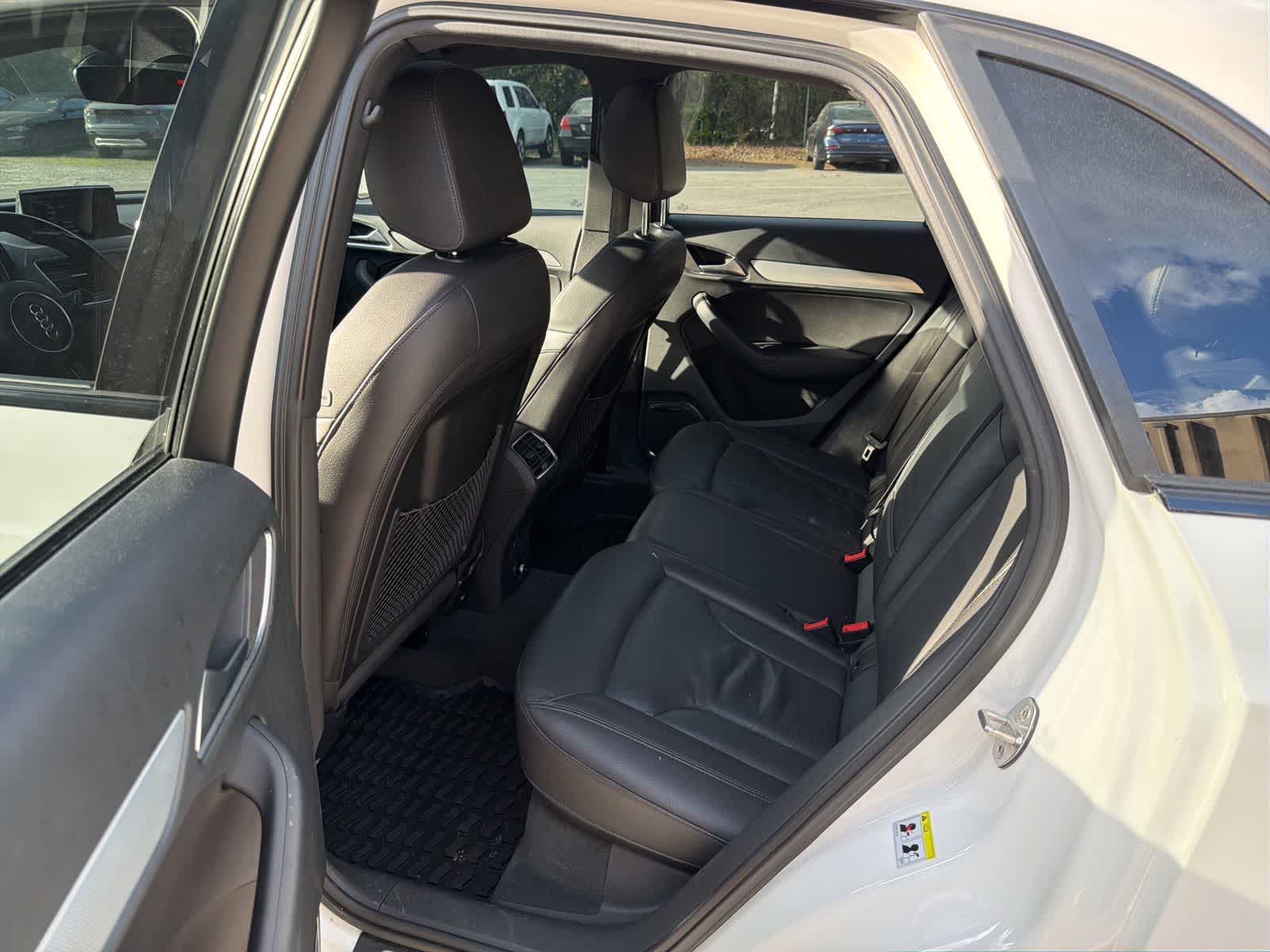 Thumbnail: 2018 Audi Q3 - 15