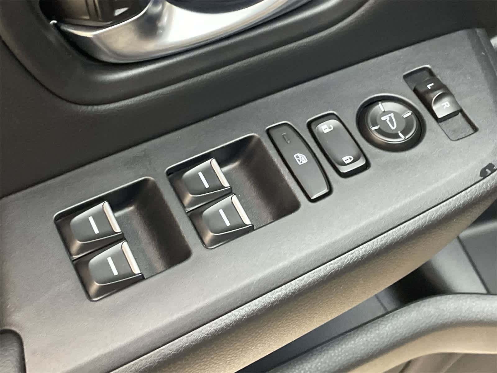 Thumbnail: 2024 Honda Pilot - 18