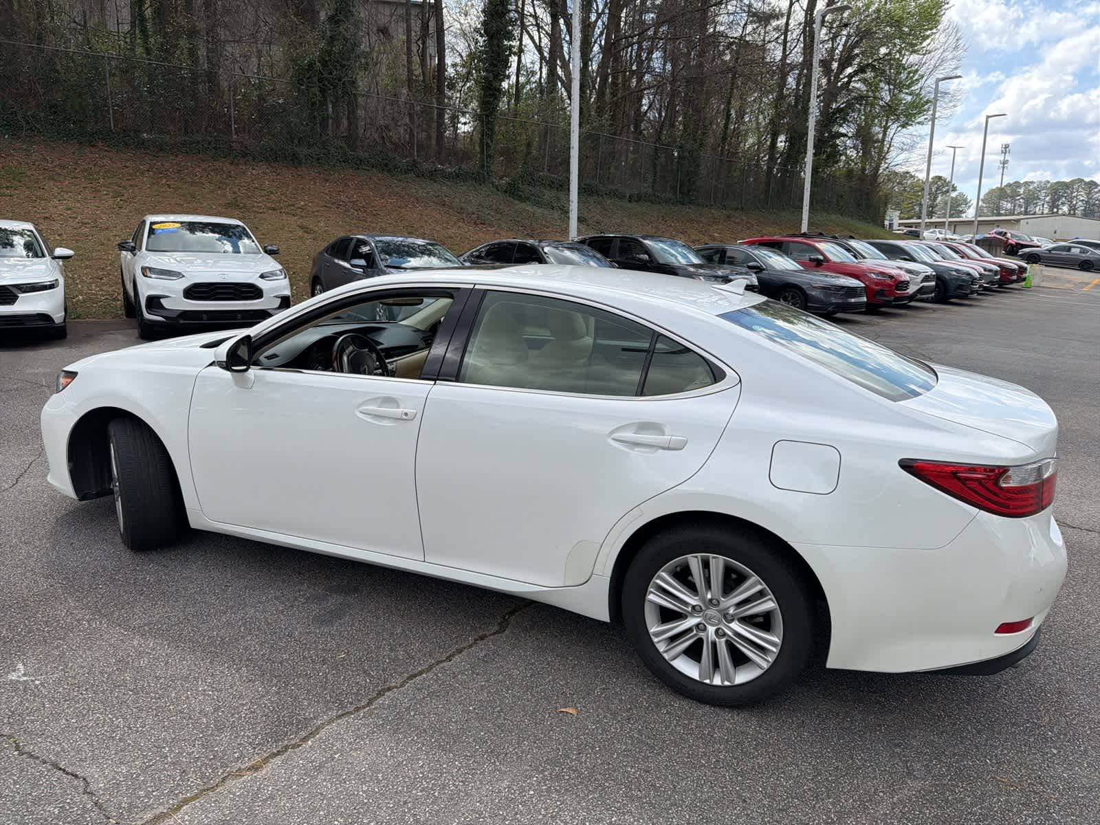 Thumbnail: 2013 Lexus ES - 7