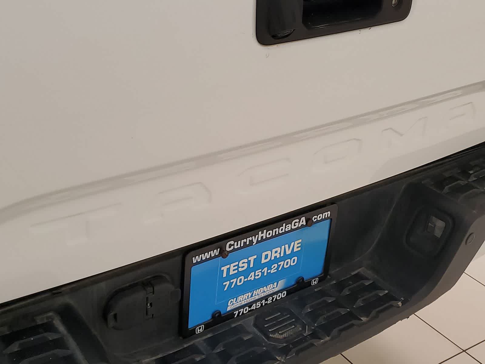 Thumbnail: 2023 Toyota Tacoma - 18