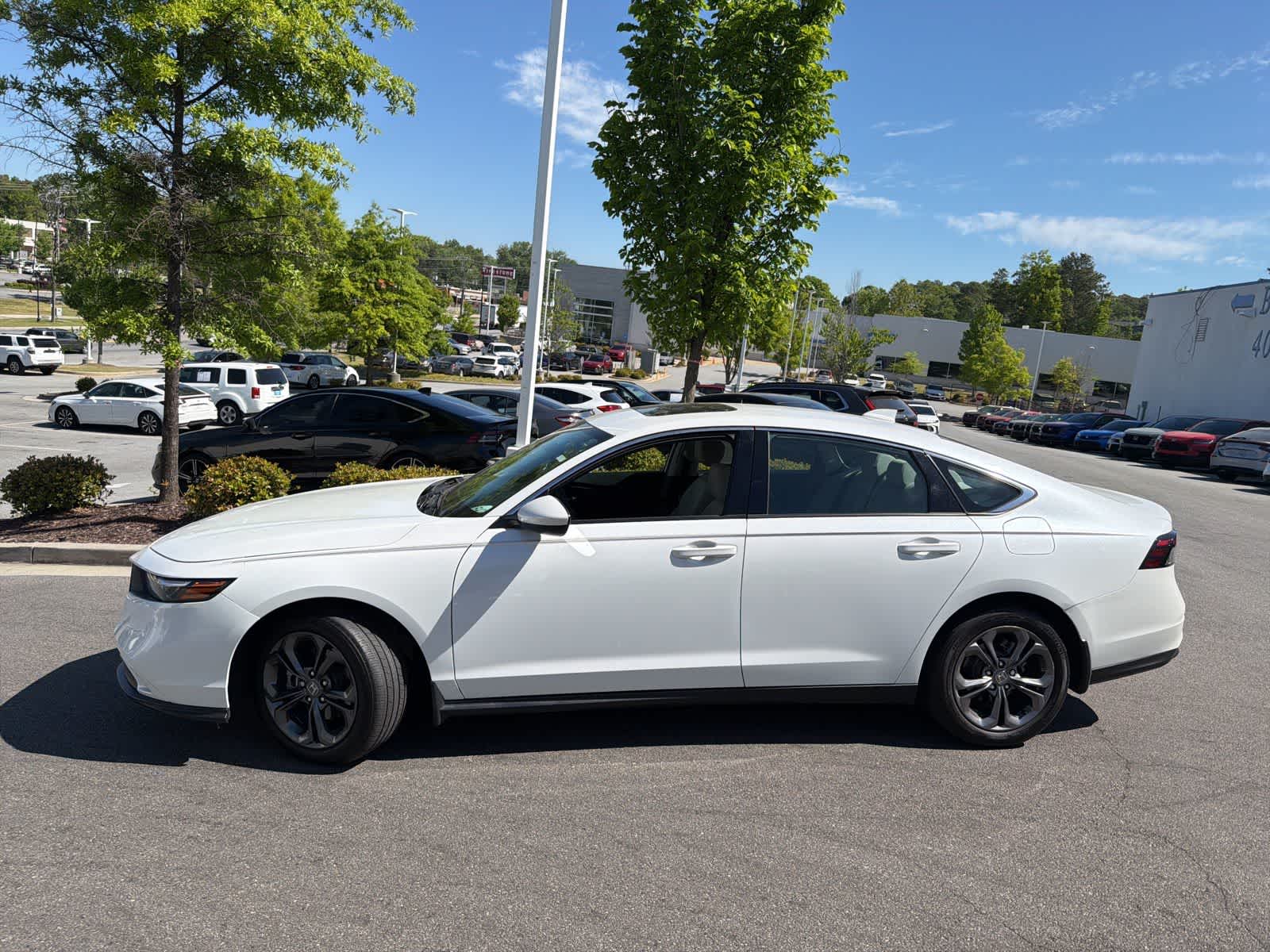 Thumbnail: 2023 Honda Accord - 6