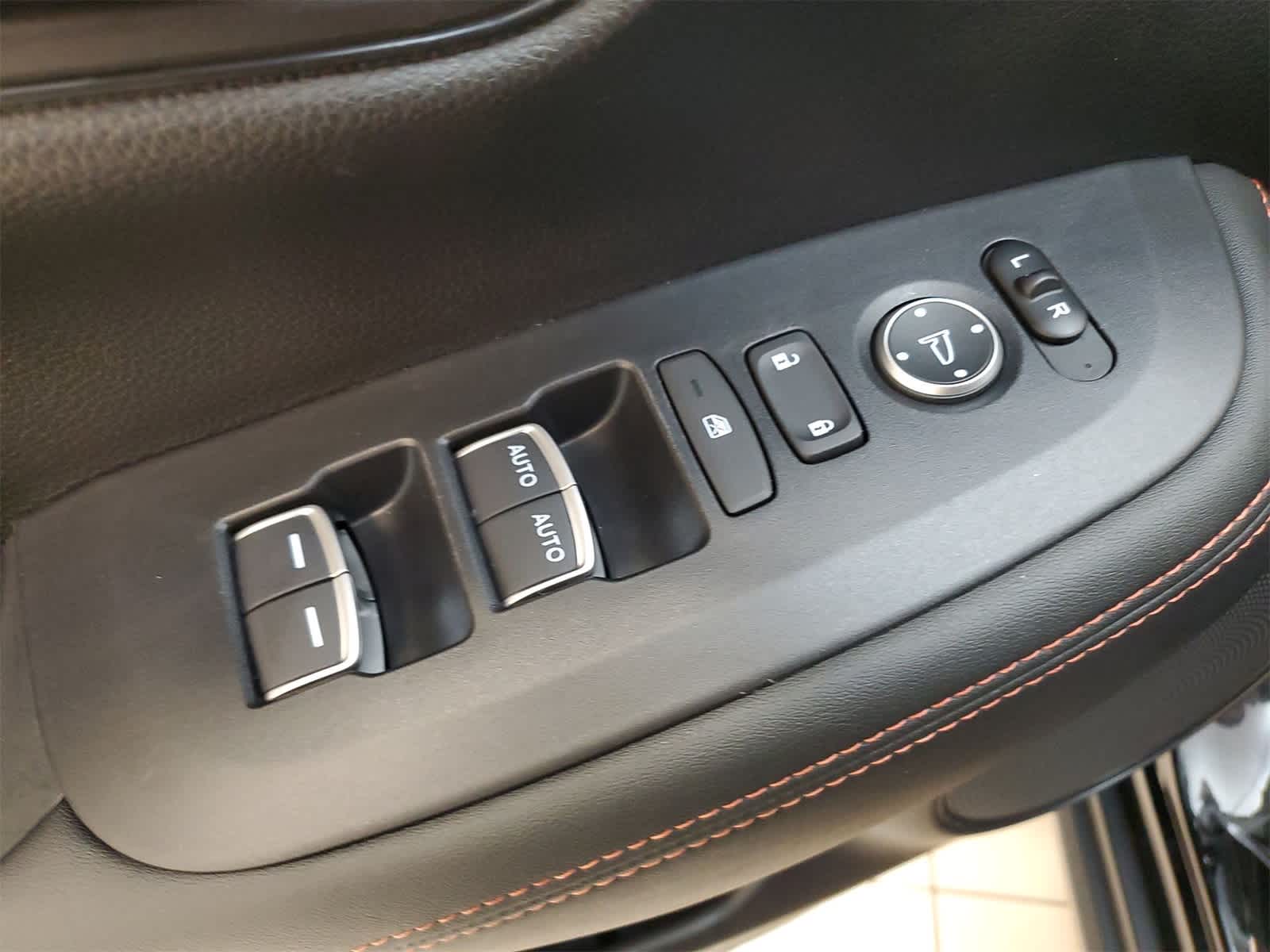 Thumbnail: 2024 Honda HR-V - 16