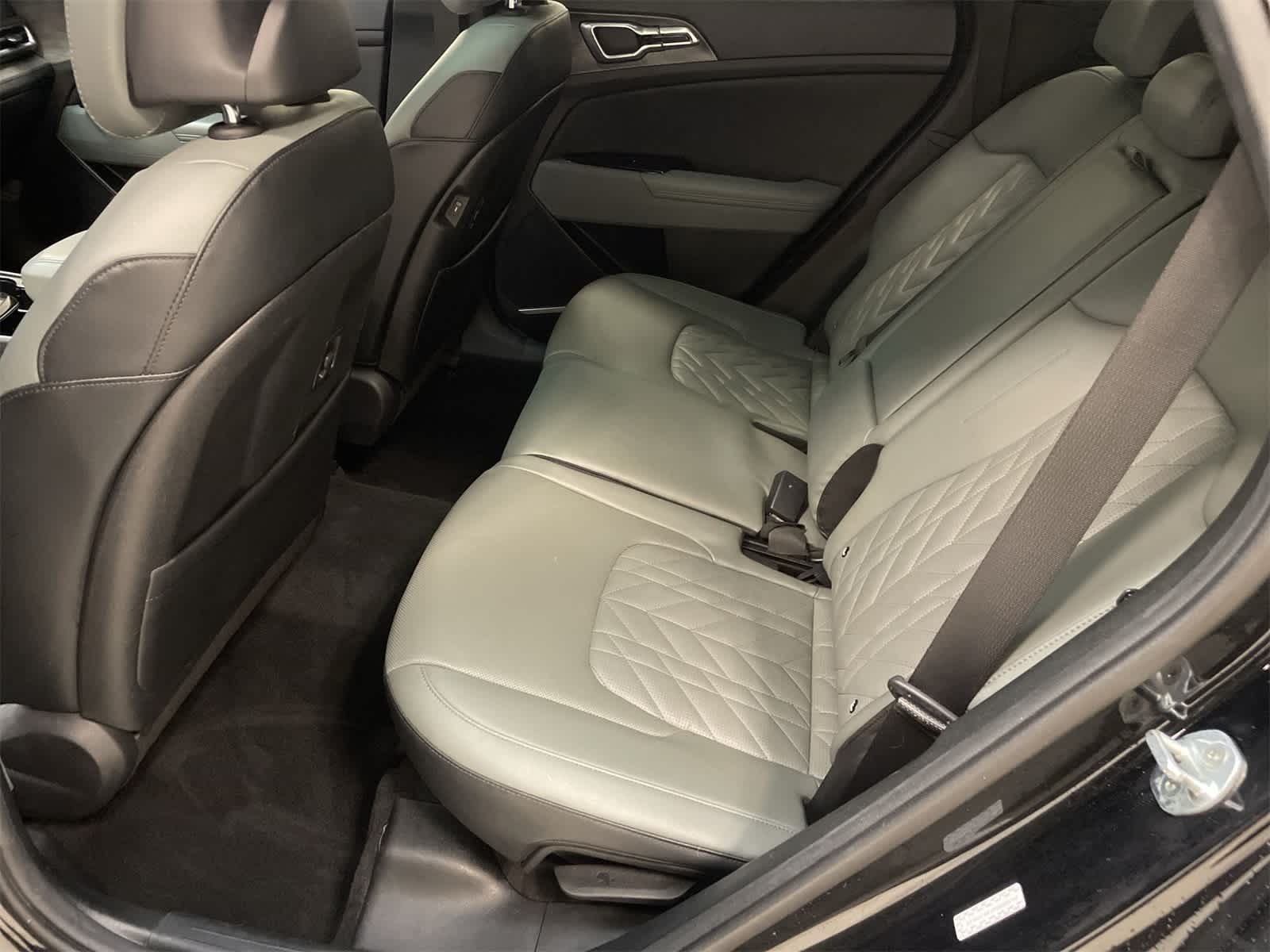 Thumbnail: 2023 Kia Sportage - 21