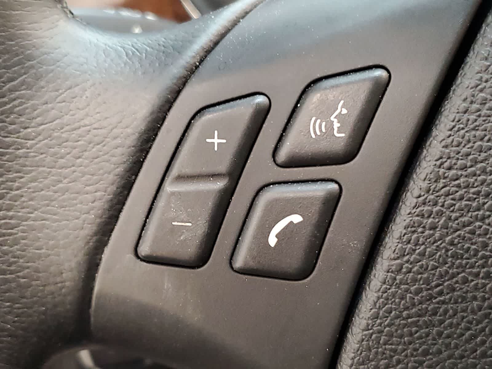 Thumbnail: 2011 BMW 3 Series - 30