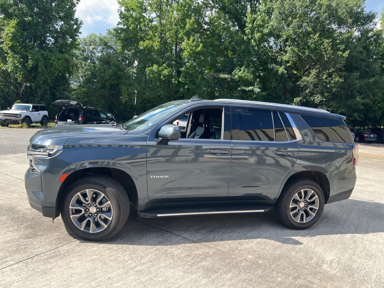 Thumbnail: 2021 Chevrolet Tahoe - 6