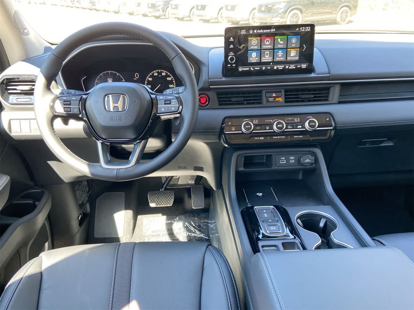 Thumbnail: 2025 Honda Pilot - 11