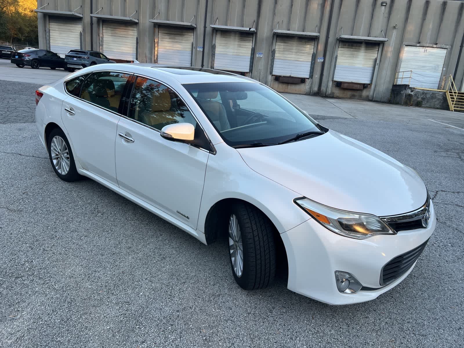 Thumbnail: 2014 Toyota Avalon - 12