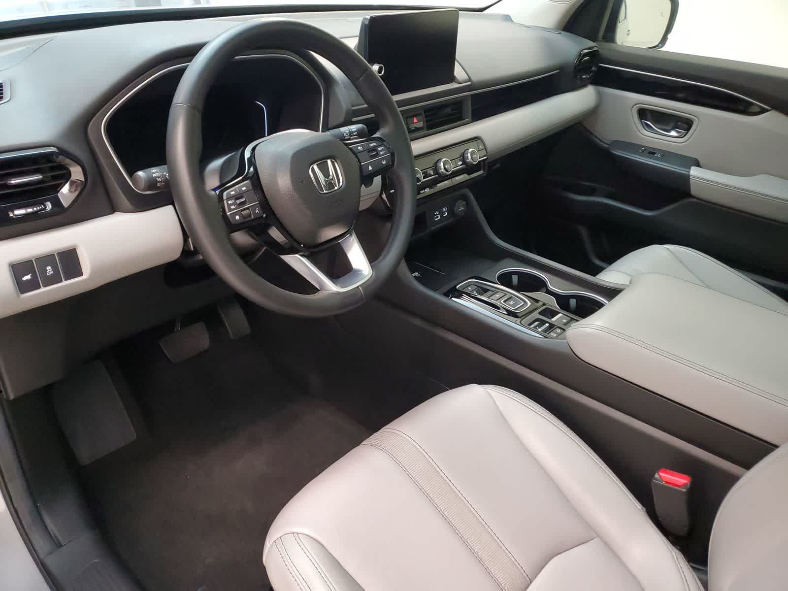 Thumbnail: 2025 Honda Pilot - 2